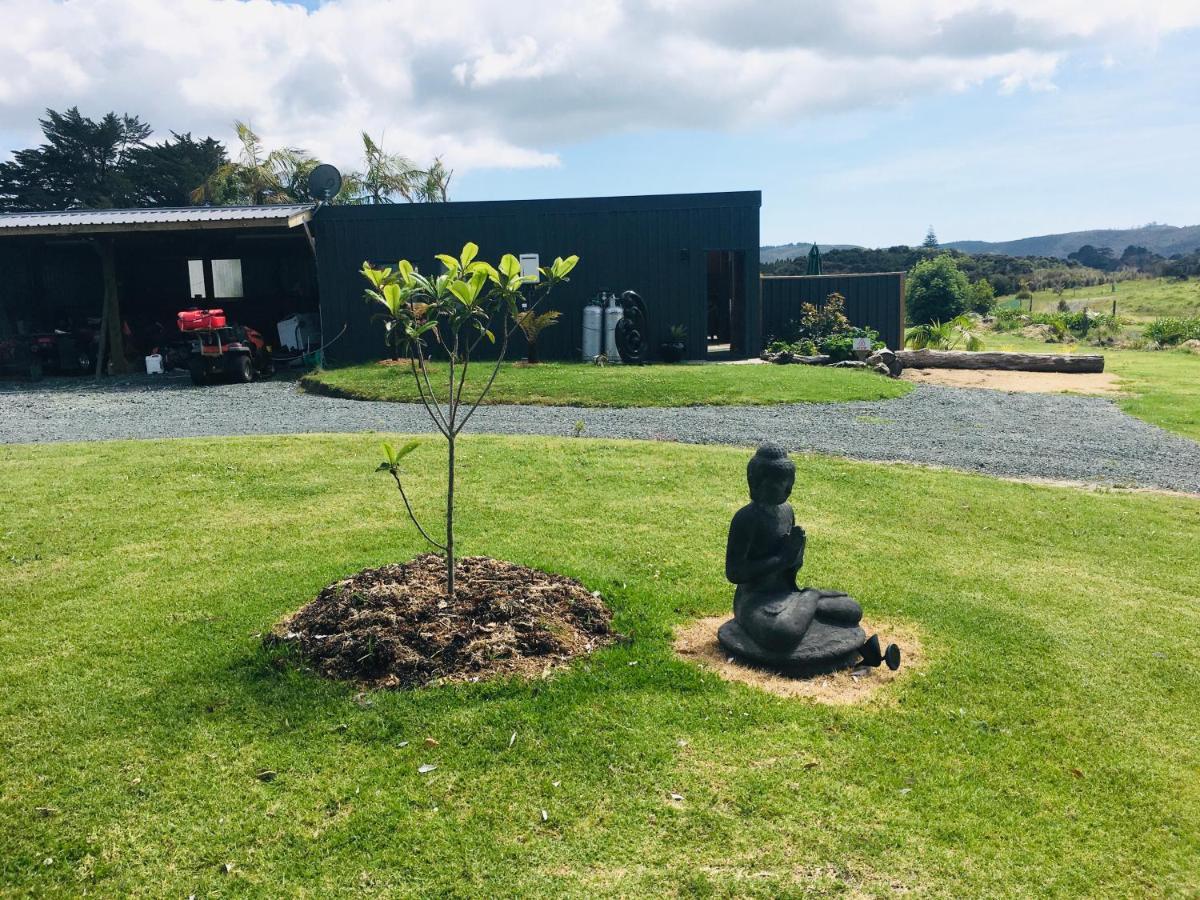 The Camel At Araiawa Raio Lodge Pukenui Экстерьер фото